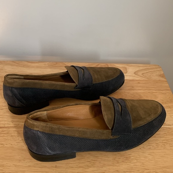 Men’s Mezlan Two-Tone Suede Penny Loafers - Picture 5 of 10
